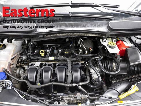 Used 2022 Ford Transit Connect XLT FWD image 7