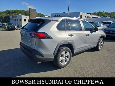 Used 2021 Toyota RAV4 XLE image 5