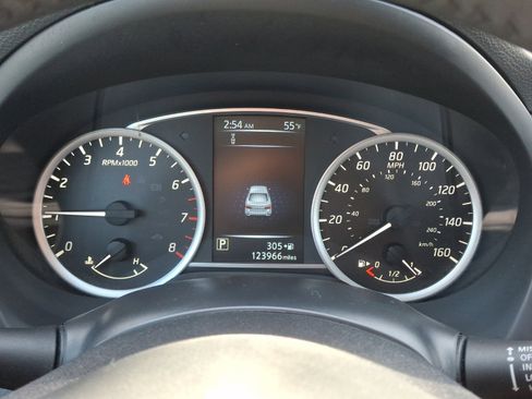 Used 2018 Nissan Sentra SV FWD image 20