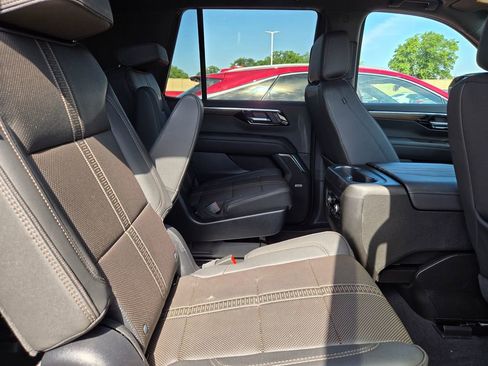 Used 2025 Chevrolet Tahoe High Country w/ Sun And Tow Package AWD/4WD image 15