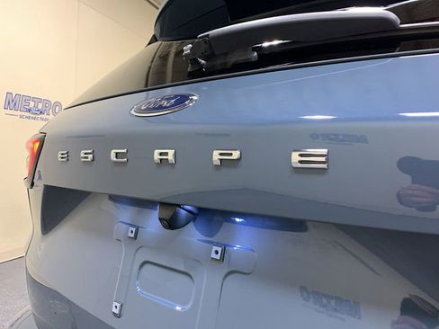 Used 2023 Ford Escape ST-Line Elite image 18