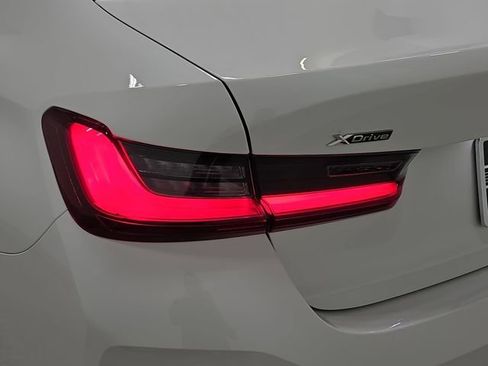 Certified 2025 BMW 330i xDrive 330i xDrive w/ Convenience Package image 29