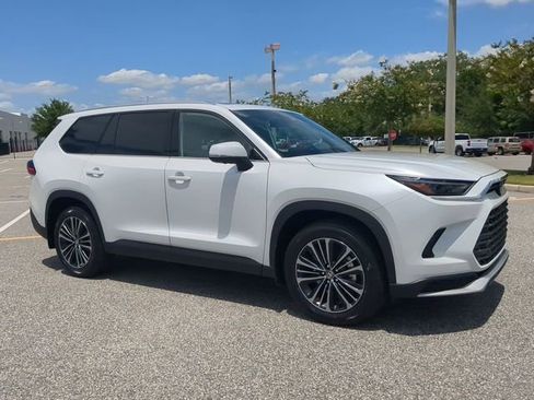 Certified 2026 Toyota Grand Highlander AWD Hybrid image 2