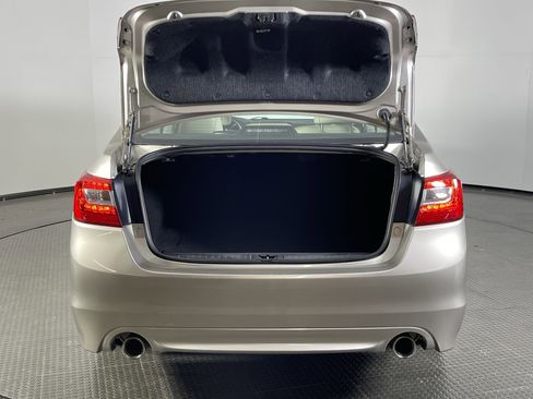 Used 2015 Subaru Legacy 3.6R Limited image 8