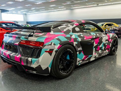 Used 2017 Audi R8 V10 plus image 7