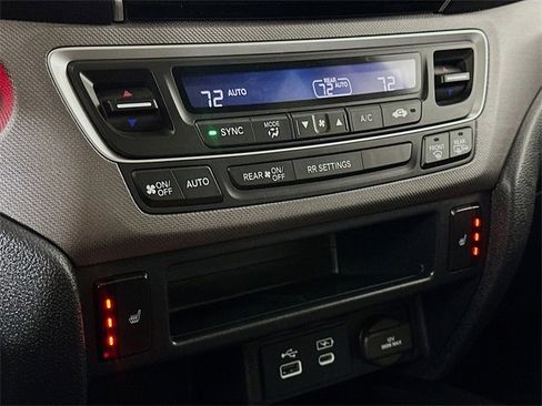 Certified 2024 Honda Ridgeline RTL image 26