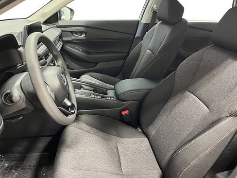 New 2025 Honda Accord SE image 12