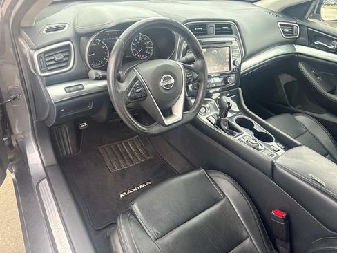 Used 2023 Nissan Maxima SV w/ Floor Mat Group FWD image 24