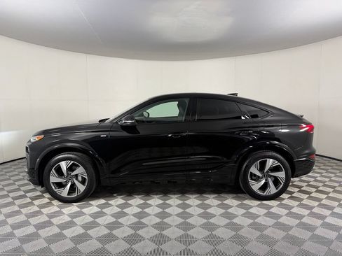 Used 2025 Audi Q6 e-tron Premium Plus w/ Premium Plus AWD/4WD image 10