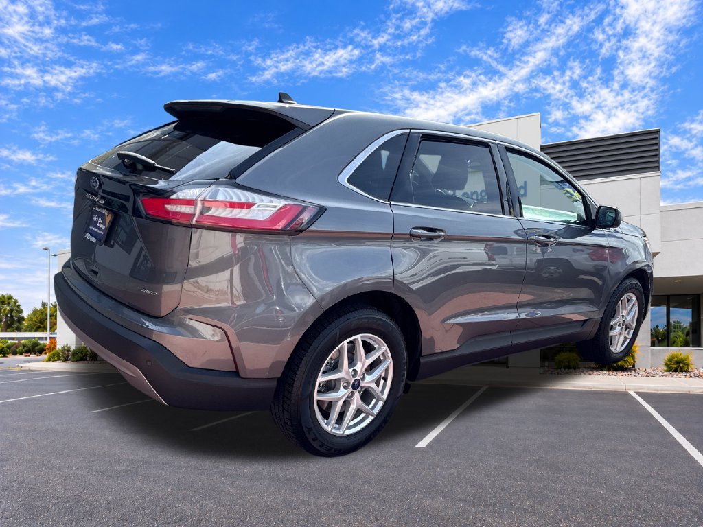 Used 2022 Ford Edge SEL AWD/4WD image 8