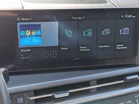 Used 2025 Hyundai Santa Fe SEL FWD image 18