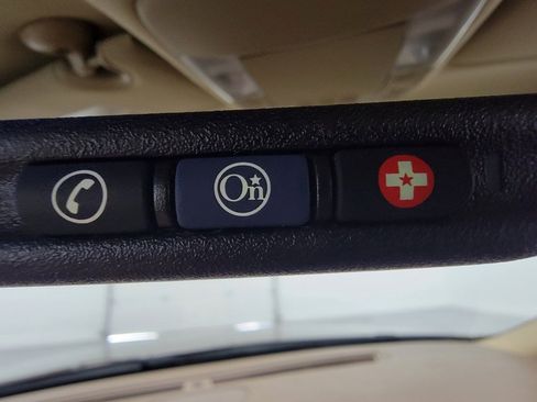 Used 2006 Buick Lucerne CXL FWD image 24