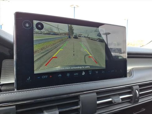 Used 2024 Lincoln Corsair AWD image 20