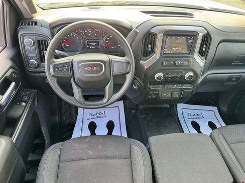 Used 2024 GMC Sierra 2500 Pro w/ Convenience Package image 19