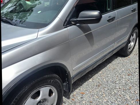 Used 2010 Honda CR-V LX image 6