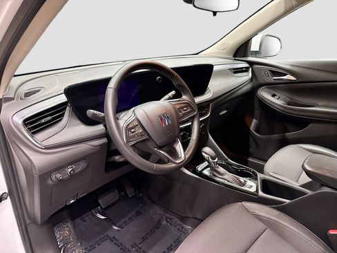 Used 2025 Buick Encore GX Preferred FWD image 10