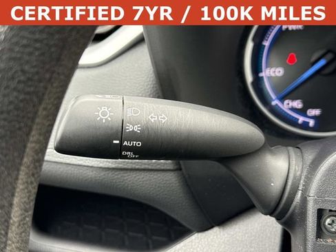 Used 2025 Toyota RAV4 XLE image 26