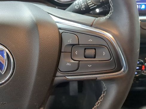 Used 2023 Buick Encore GX Essence image 31