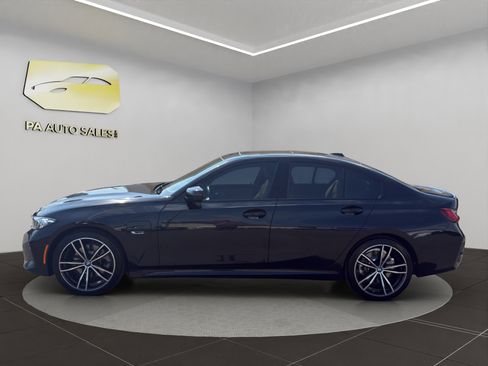 Used 2023 BMW 330e xDrive w/ M Sport Package image 4