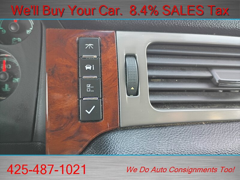 Used 2012 Chevrolet Suburban LT AWD/4WD image 29
