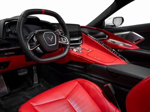 Used 2024 Chevrolet Corvette Stingray Premium Conv w/ 3LT image 34