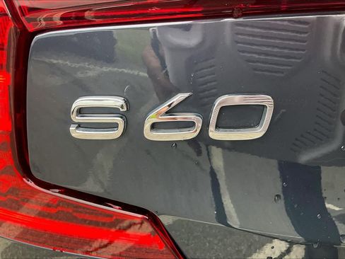 Used 2024 Volvo S60 B5 Core AWD/4WD image 9