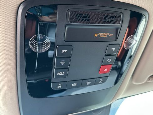New 2026 Kia Carnival EX FWD image 28