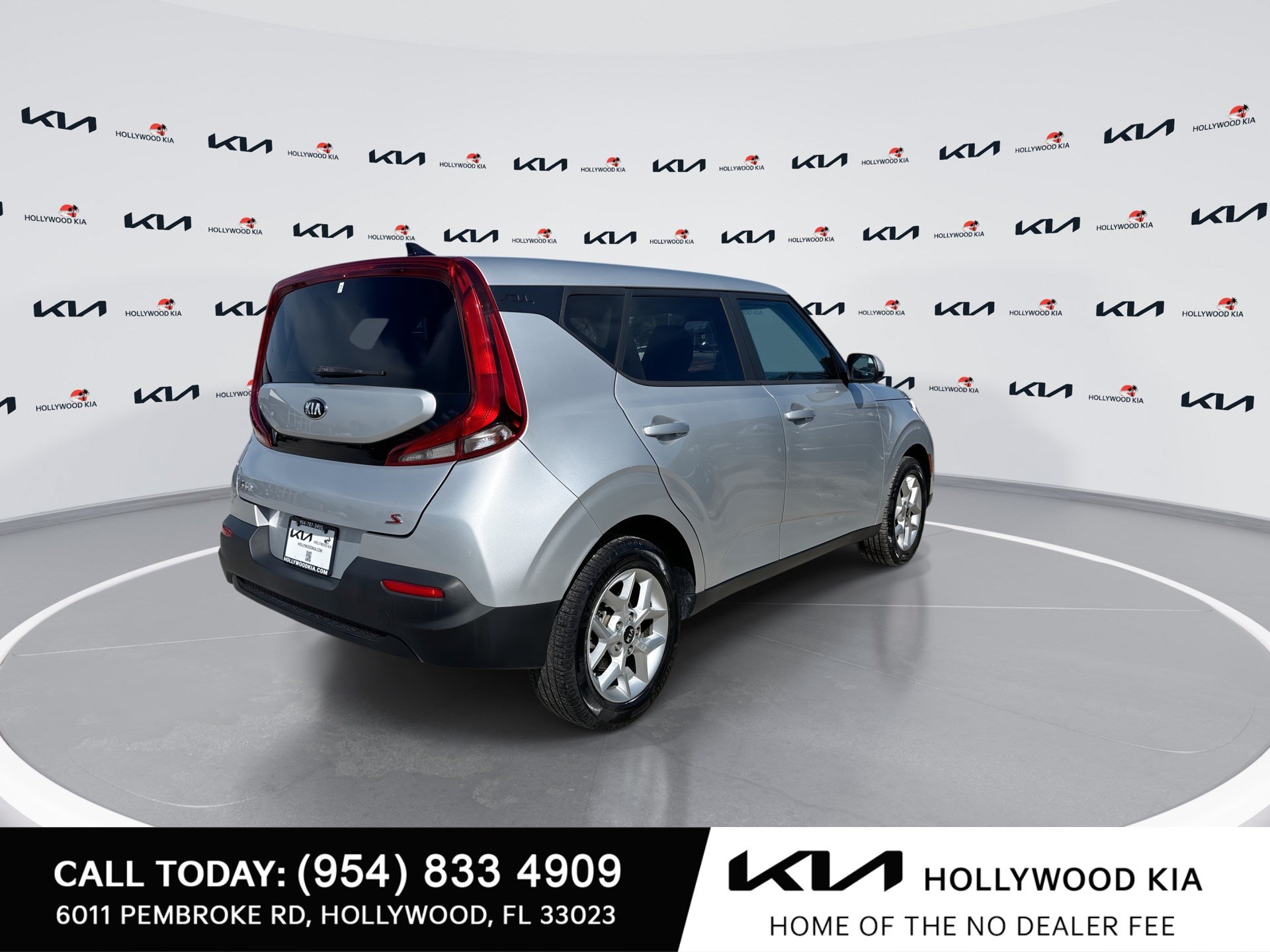 Used 2020 Kia Soul S FWD image 8