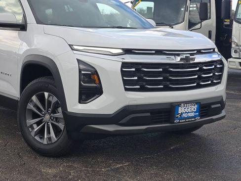 New 2026 Chevrolet Equinox LT w/ Safety and Technology Package AWD/4WD image 2