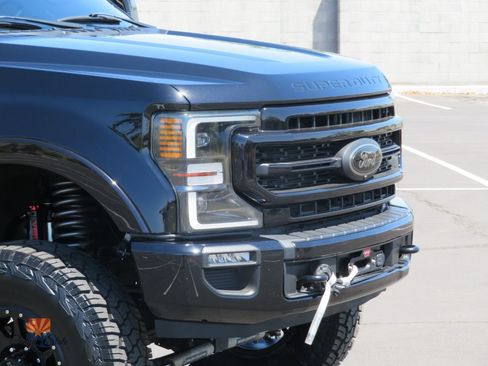 Used 2022 Ford F250 Lariat w/ Tremor Off-Road Package AWD/4WD image 35
