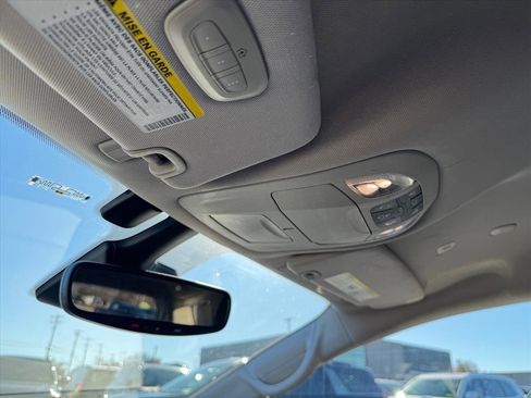 Used 2018 Chrysler Pacifica Touring-L Plus w/ Advanced Safetytec Group image 25