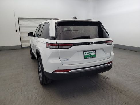 Used 2023 Jeep Grand Cherokee 4WD 4xe image 6