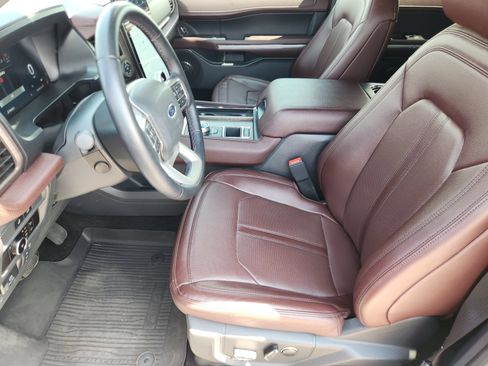 Used 2023 Ford Expedition Max Limited RWD image 16