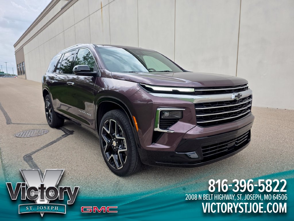 Used 2025 Chevrolet Traverse High Country w/ LPO, Floor Liner Package AWD/4WD image 1