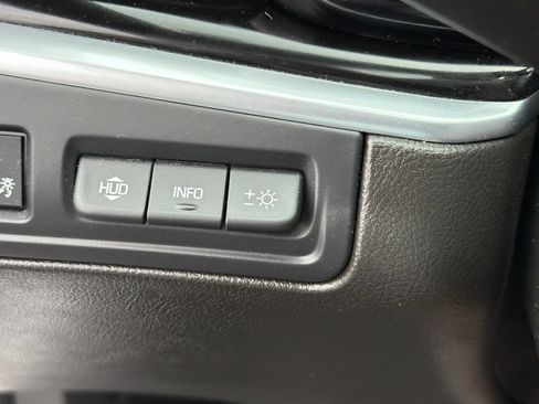 Certified 2023 Cadillac XT6 Sport w/ Platinum Package AWD/4WD image 37