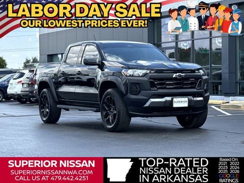 Used 2024 Chevrolet Colorado Trail Boss AWD/4WD image 1