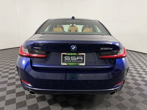 Used 2023 BMW 330e xDrive w/ Premium Package AWD/4WD image 7