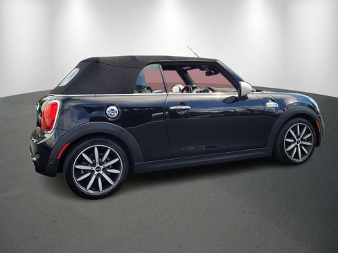Used 2019 MINI Cooper S image 7