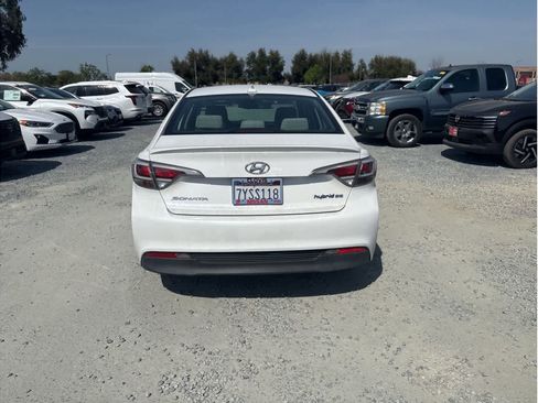 Used 2017 Hyundai Sonata SE image 8
