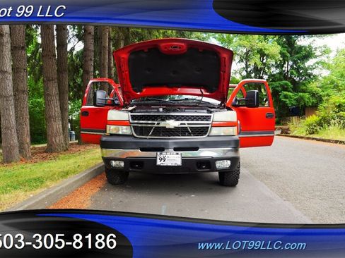 Used 2007 Chevrolet Silverado 2500 LT w/ Onstar Plus Package AWD/4WD image 29