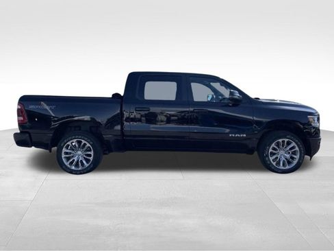 Used 2023 RAM 1500 Laramie AWD/4WD image 6