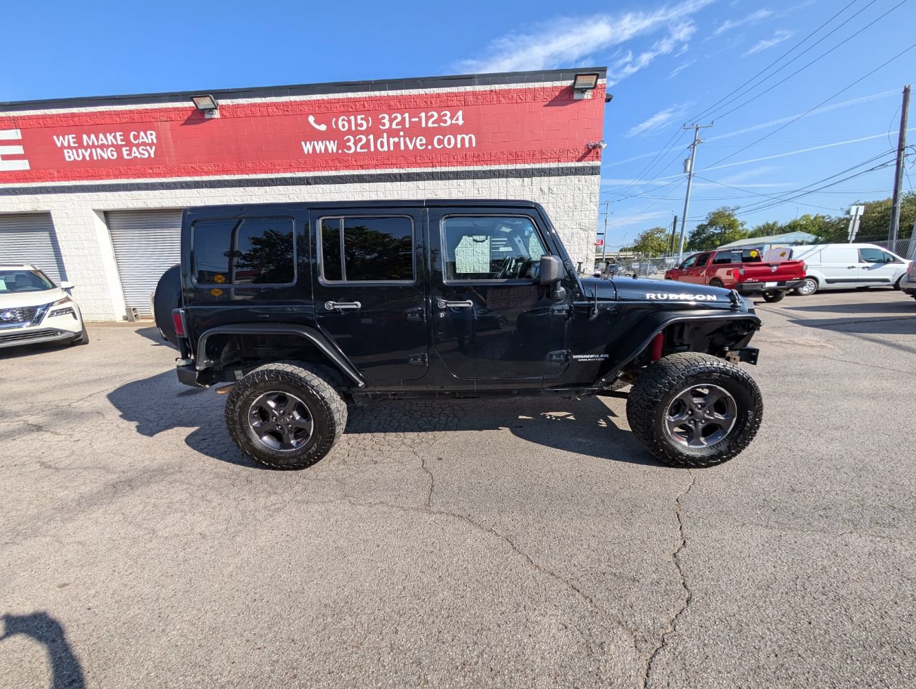 Used 2014 Jeep Wrangler Unlimited Rubicon w/ Connectivity Group AWD/4WD image 5