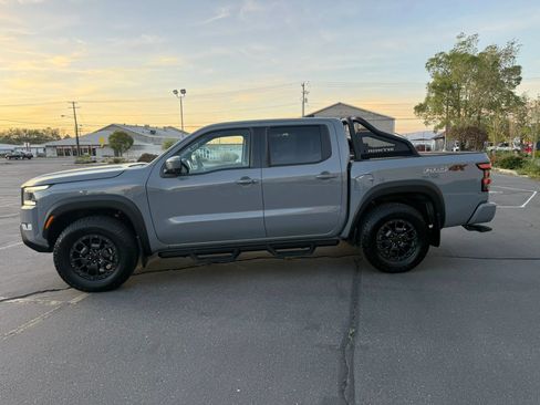 Used 2024 Nissan Frontier PRO-4X w/ Pro Premium Package AWD/4WD image 8
