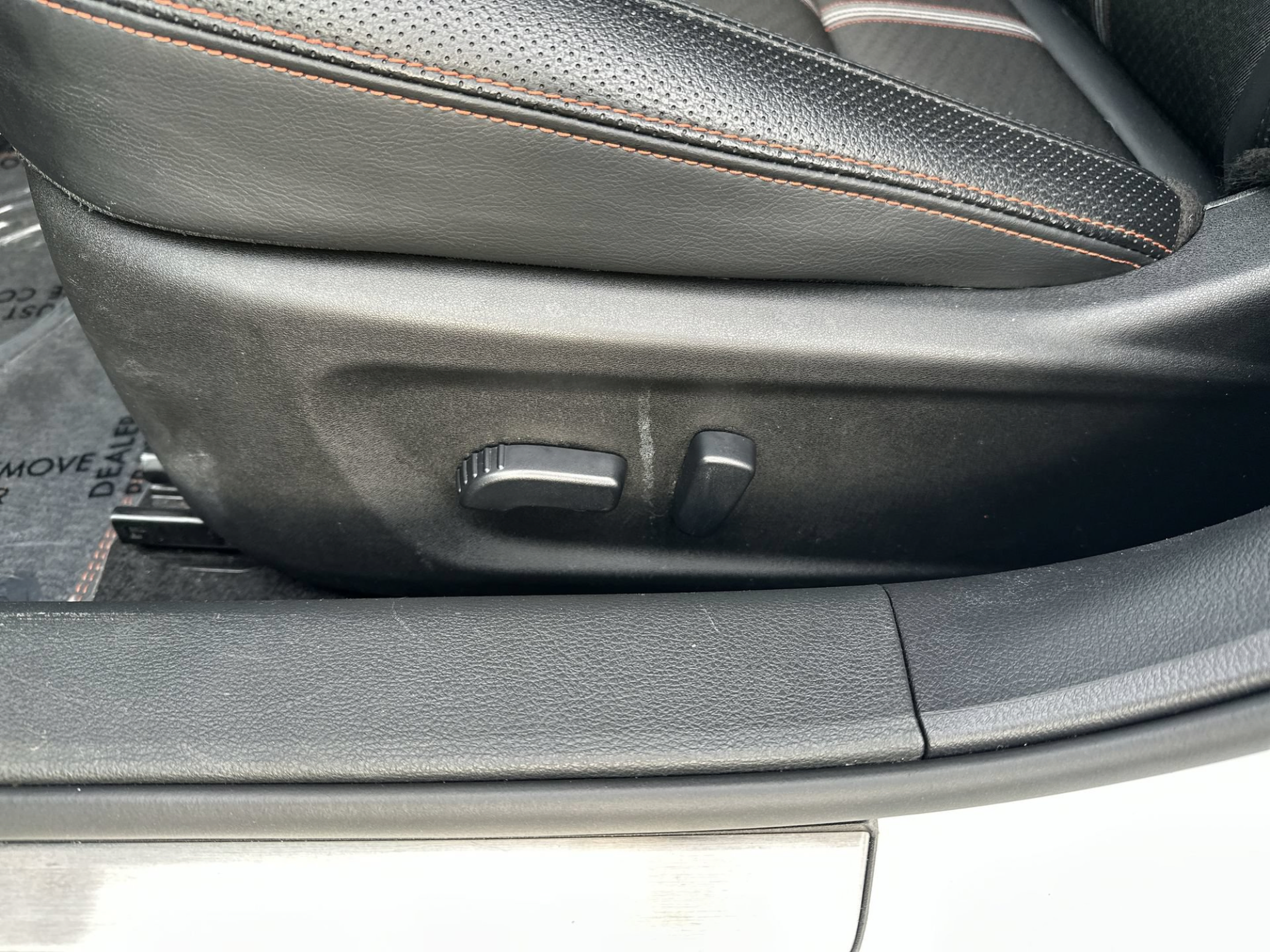 Used 2025 Nissan Altima 2.5 SR FWD image 14