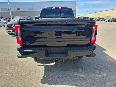 Used 2026 Ford F250 Platinum AWD/4WD image 5