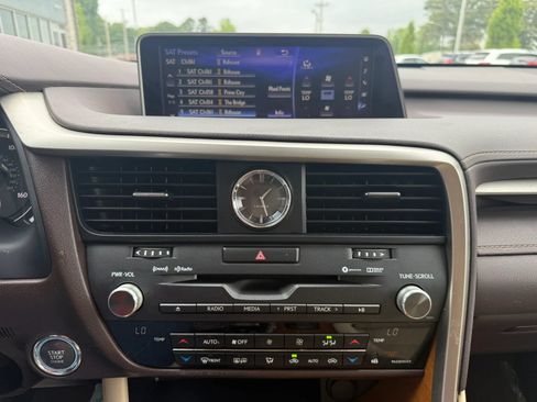 Used 2017 Lexus RX 350 AWD w/ Premium Package image 12