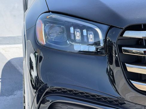 New 2026 Mercedes-Benz GLS 450 4MATIC image 5