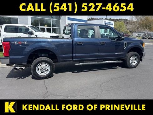 Used 2017 Ford F250 XL w/ Power Equipment Group AWD/4WD image 11