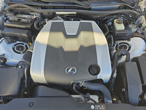 Used 2016 Lexus IS 300 AWD image 31
