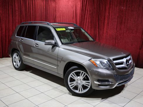 Used 2015 Mercedes-Benz GLK 350 2WD image 2
